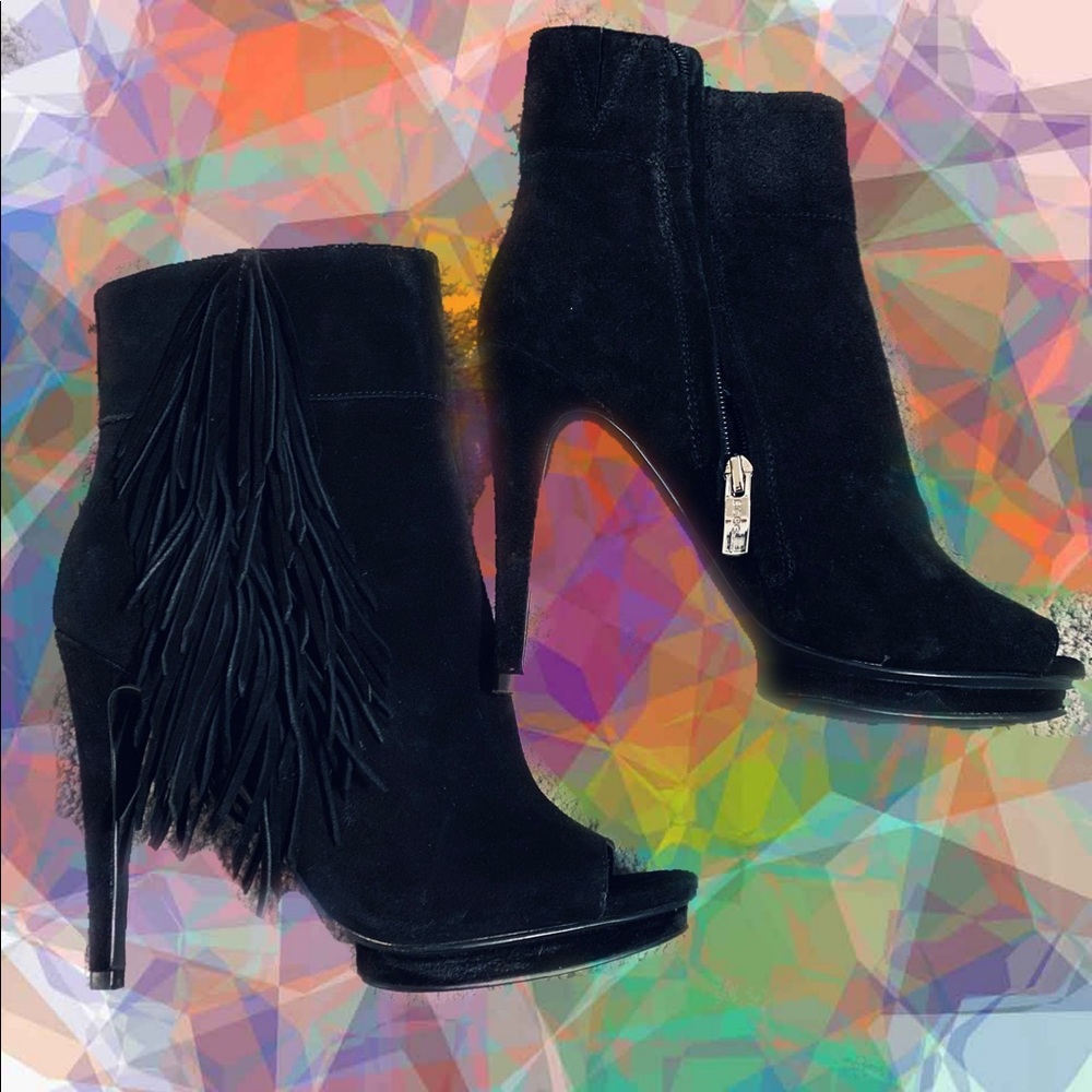 BCBG FRINGE HEELS SZ 8